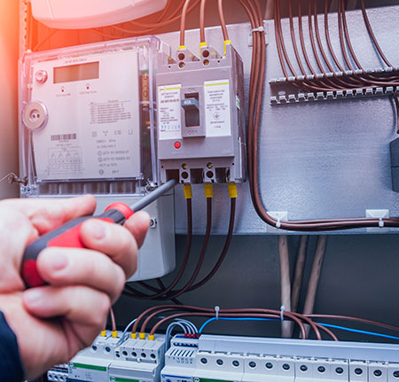 Entreprise d'électricité ADE près de Compiègne